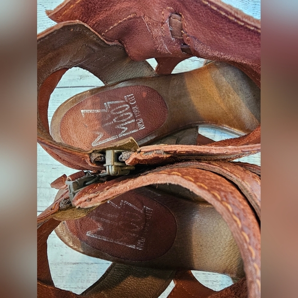 Miz Mooz Size 39 Cyrus Sandals Leather Wedge Heel Zipper Boho Burnt Orange Brown - Picture 10 of 12